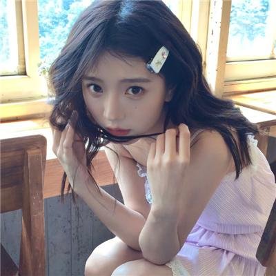 死对头的商业联姻有点甜